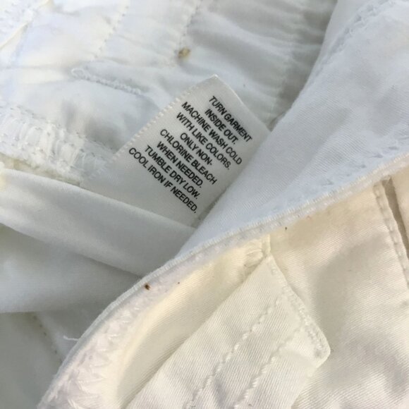 WHITE HOUSE BLACK MARKET Women's White Cargo Capri Pants Utility Cotton Size 4 - Picture 8 of 8
